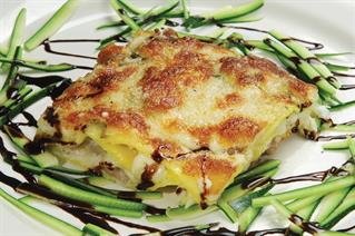 LASAGNE ZUCCHINE E                  SALSICCIA MINI   P582